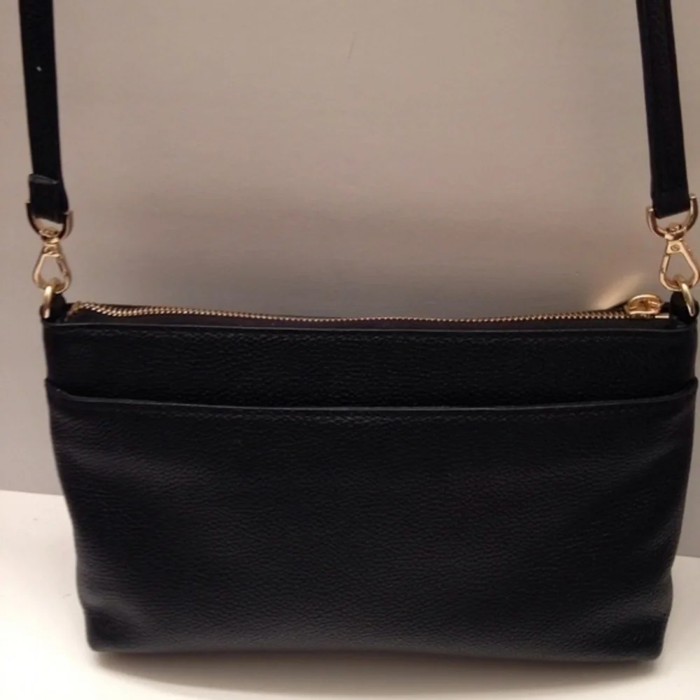 MICHAEL KORS black pebbled leather crossbody